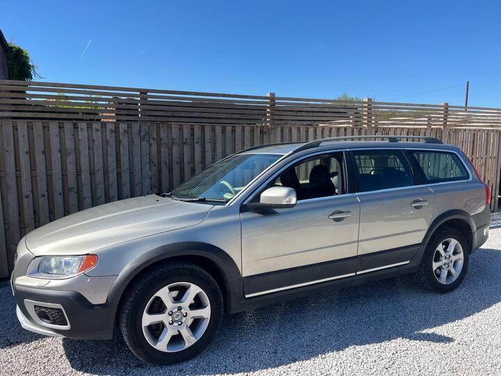 Volvo XC70 2.4 D5 SE Lux Geartronic AWD 5dr