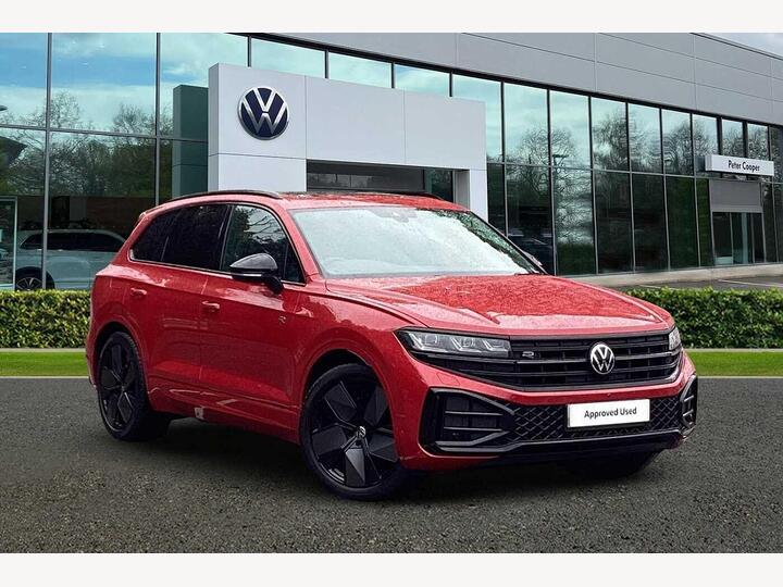 Volkswagen Touareg 3.0 TDI V6 Black Edition Tiptronic 4Motion Euro 6 (s/s) 5dr Volkswagen Touareg 3.0 TDI V6 Black Edition Tiptronic 4Motion Euro 6 (s/s) 5dr
