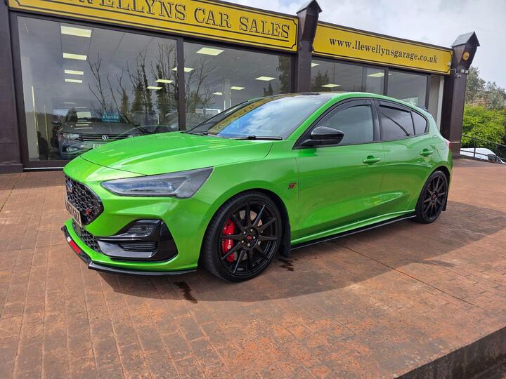 Ford Focus 2.3T EcoBoost ST Euro 6 (s/s) 5dr