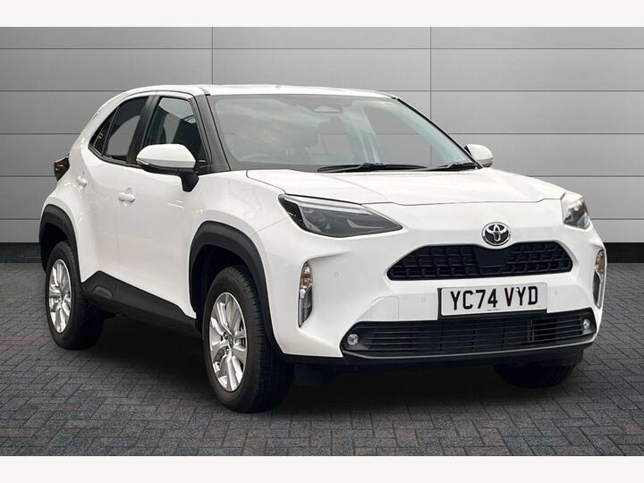 Toyota Yaris Cross 1.5 VVT-h Icon E-CVT Euro 6 (s/s) 5dr Toyota Yaris Cross 1.5 VVT-h Icon E-CVT Euro 6 (s/s) 5dr