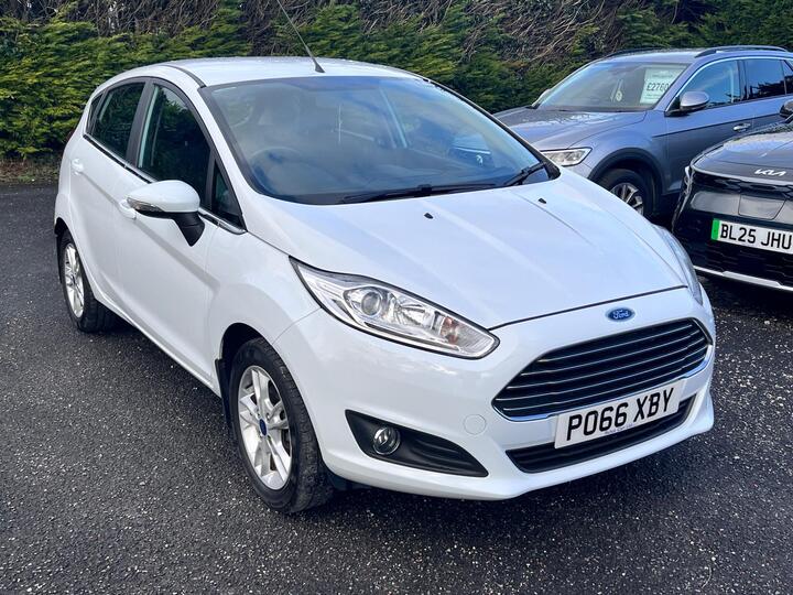 Ford Fiesta 1.25 Zetec Euro 6 5dr
