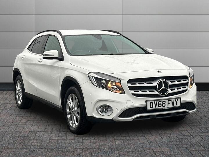 Mercedes-Benz GLA 1.6 GLA200 SE (Executive) 7G-DCT Euro 6 (s/s) 5dr Mercedes-Benz GLA 1.6 GLA200 SE (Executive) 7G-DCT Euro 6 (s/s) 5dr