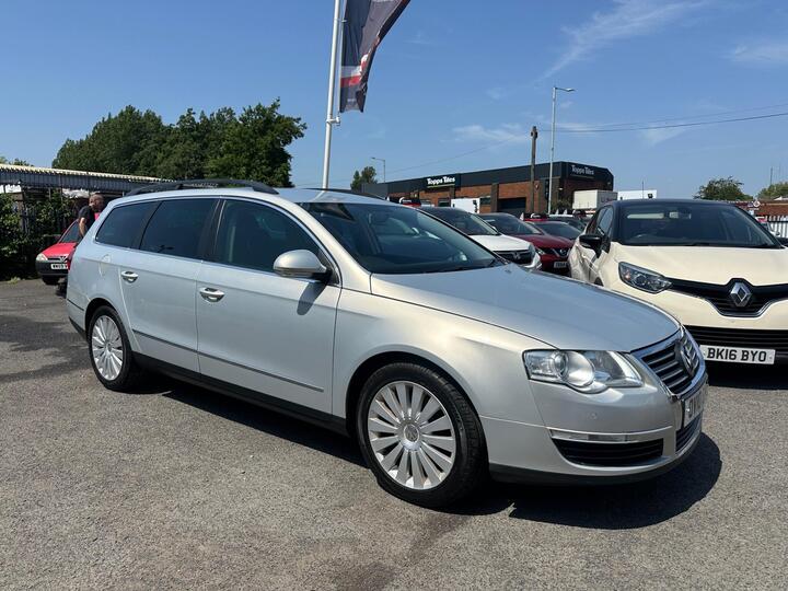 Volkswagen Passat 2.0 TDI BlueMotion Tech Highline Euro 5 (s/s) 5dr Volkswagen Passat 2.0 TDI BlueMotion Tech Highline Euro 5 (s/s) 5dr