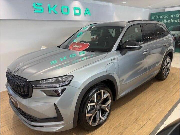 Skoda Kodiaq 1.5 TSI IV 25.7kWh SportLine DSG Euro 6 (s/s) 5dr (5 Seat)