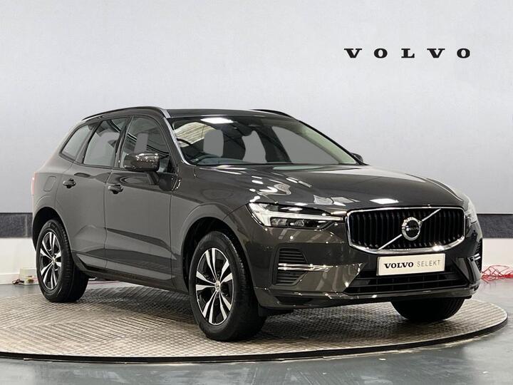 Volvo XC60 2.0 B5 MHEV Momentum Auto Euro 6 (s/s) 5dr