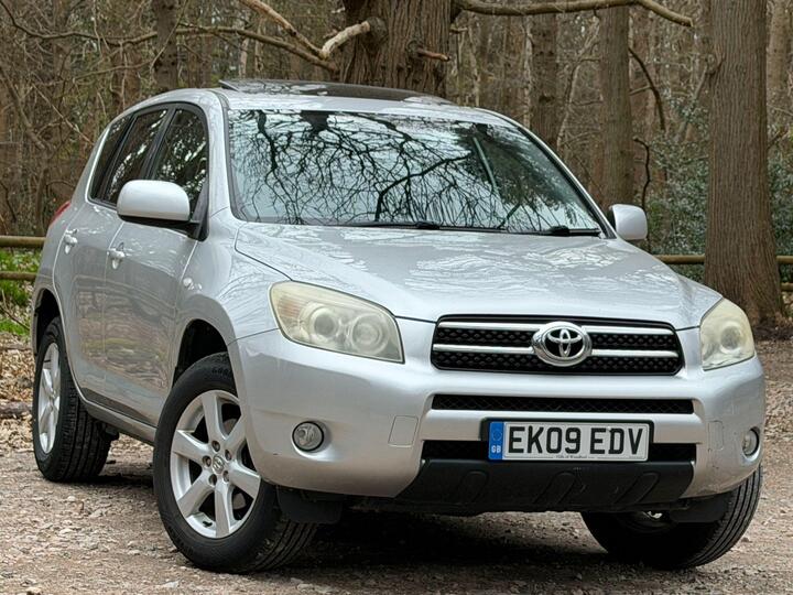 Toyota RAV4 2.0 XT-R 4WD 5dr