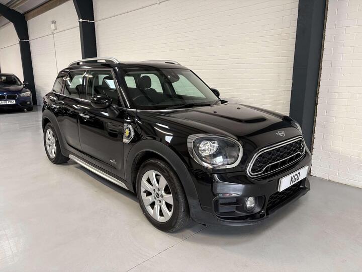 MINI COUNTRYMAN 1.5 7.6kWh Cooper SE Auto ALL4 Euro 6 (s/s) 5dr