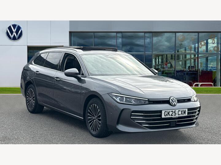 Volkswagen Passat 1.5 ETSI MHEV Elegance DSG Euro 6 (s/s) 5dr