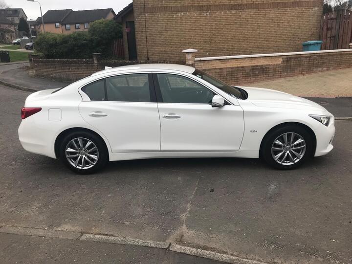 Infiniti Q50 2.2d SE Auto Euro 5 (s/s) 4dr Infiniti Q50 2.2d SE Auto Euro 5 (s/s) 4dr