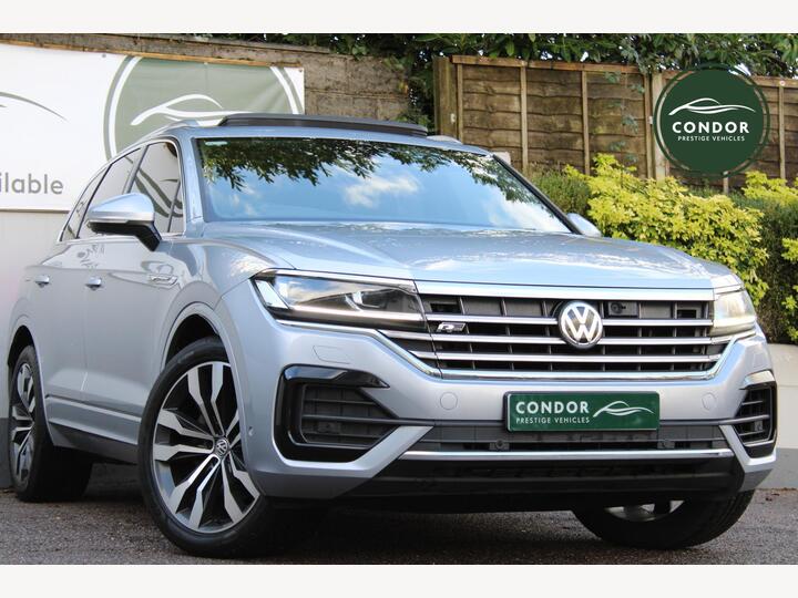 Volkswagen Touareg 3.0 TDI V6 R-Line Tech Tiptronic 4Motion Euro 6 (s/s) 5dr