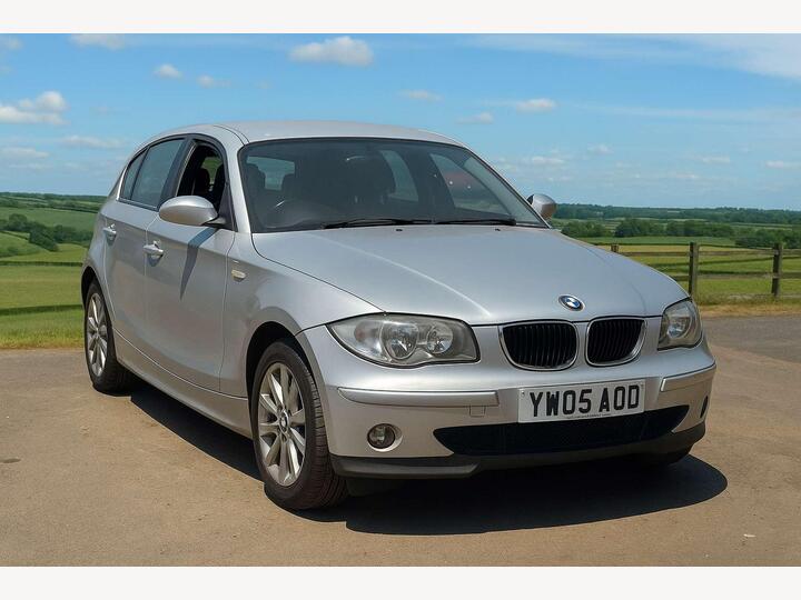 BMW 1 SERIES 1.6 116i SE Euro 4 5dr BMW 1 SERIES 1.6 116i SE Euro 4 5dr
