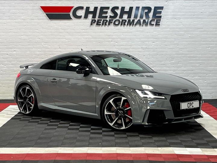 Audi TT RS 2.5 TFSI S Tronic Quattro Euro 6 (s/s) 3dr