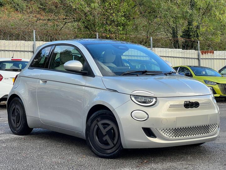 Fiat 500e 42kWh Giorgio Armani Auto 3dr