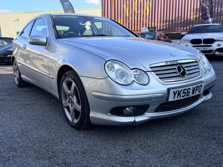 Mercedes-Benz C Class 2.1 C220 CDI Evolution S 2dr