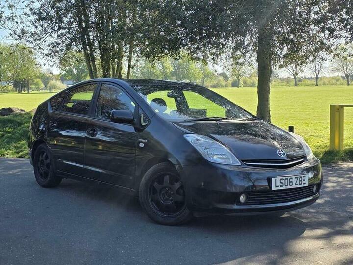 Toyota Prius 1.5 T Spirit CVT 5dr