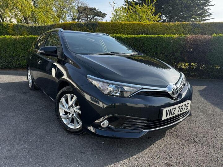 Toyota Auris 1.6 D-4D Business Edition Touring Sports Euro 6 (s/s) 5dr