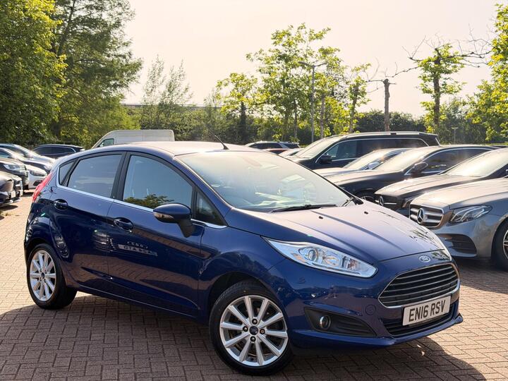 Ford Fiesta 1.0T EcoBoost Titanium Euro 6 (s/s) 5dr