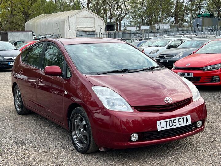 Toyota Prius 1.5 T Spirit CVT 5dr Toyota Prius 1.5 T Spirit CVT 5dr