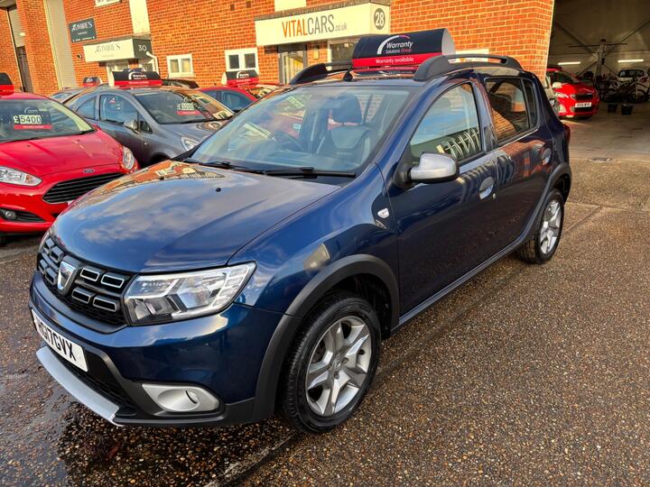 Dacia Sandero Stepway 0.9 TCe Ambiance Euro 6 (s/s) 5dr Dacia Sandero Stepway 0.9 TCe Ambiance Euro 6 (s/s) 5dr