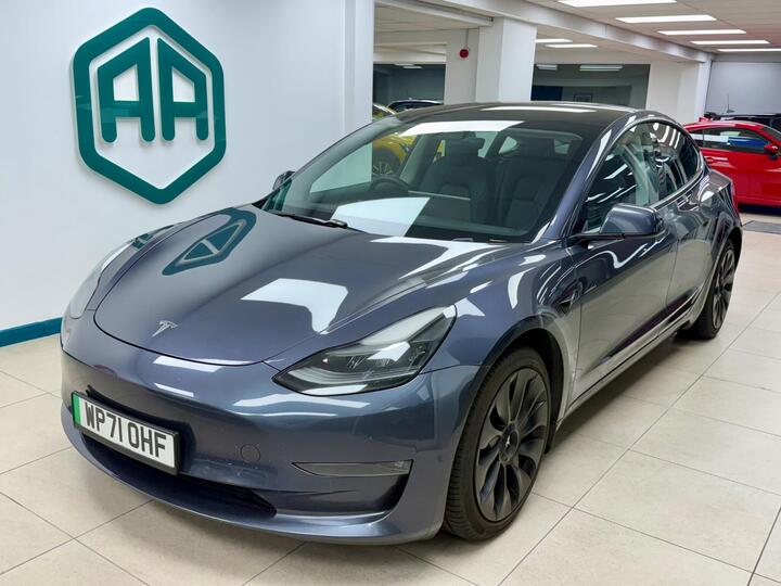 Tesla Model 3 (Dual Motor) Long Range Auto 4WDE 4dr Tesla Model 3 (Dual Motor) Long Range Auto 4WDE 4dr