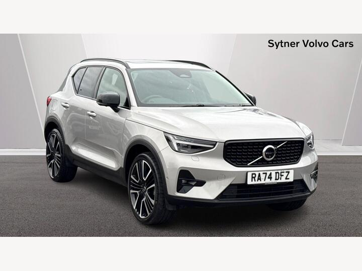 Volvo XC40 2.0 B4 MHEV Ultra Dark DCT Auto Euro 6 (s/s) 5dr