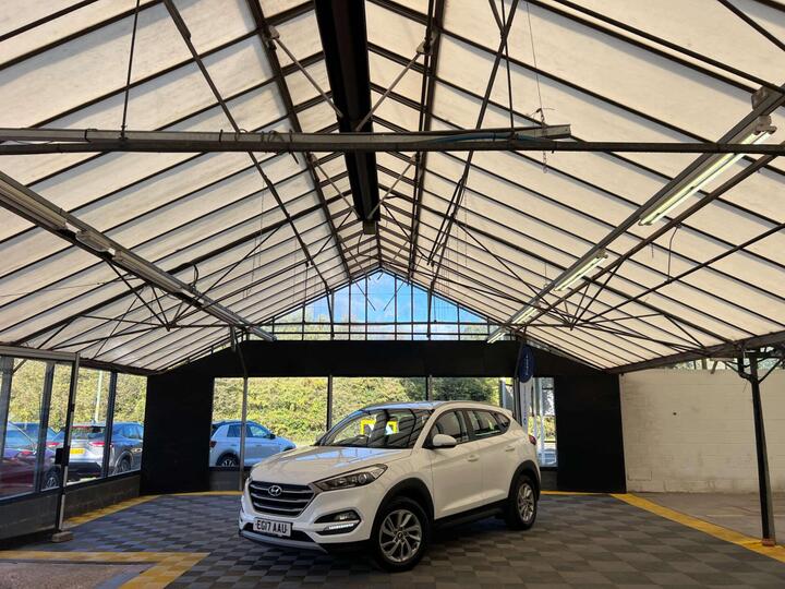 Hyundai TUCSON 1.7 CRDi Blue Drive SE Nav DCT Euro 6 (s/s) 5dr