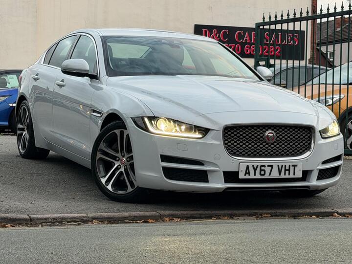 Jaguar XE 2.0d Portfolio Auto Euro 6 (s/s) 4dr