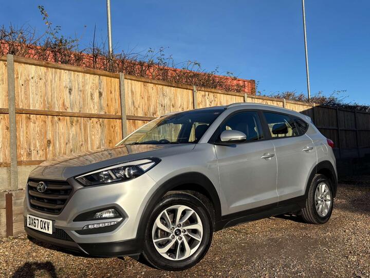 Hyundai TUCSON 1.7 CRDi Blue Drive SE Nav Euro 6 (s/s) 5dr
