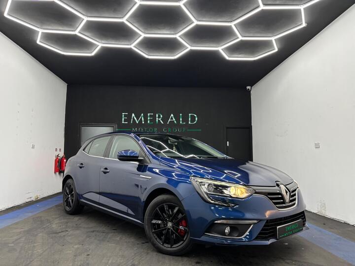 Renault Megane 1.6 DCi Dynamique Nav Euro 6 (s/s) 5dr Renault Megane 1.6 DCi Dynamique Nav Euro 6 (s/s) 5dr