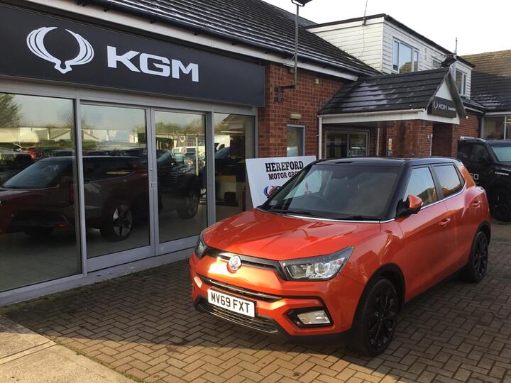 SsangYong Tivoli 1.6P LE Auto Euro 6 (s/s) 5dr SsangYong Tivoli 1.6P LE Auto Euro 6 (s/s) 5dr