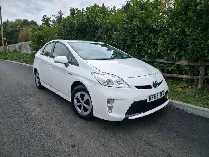 Toyota Prius 1.8 VVT-h T3 Hatchback 5dr Petrol Hybrid CVT Euro 5 (s/s) (136 Ps) Toyota Prius 1.8 VVT-h T3 Hatchback 5dr Petrol Hybrid CVT Euro 5 (s/s) (136 Ps)