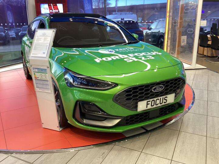 Ford Focus 2.3T EcoBoost ST Auto Euro 6 (s/s) 5dr