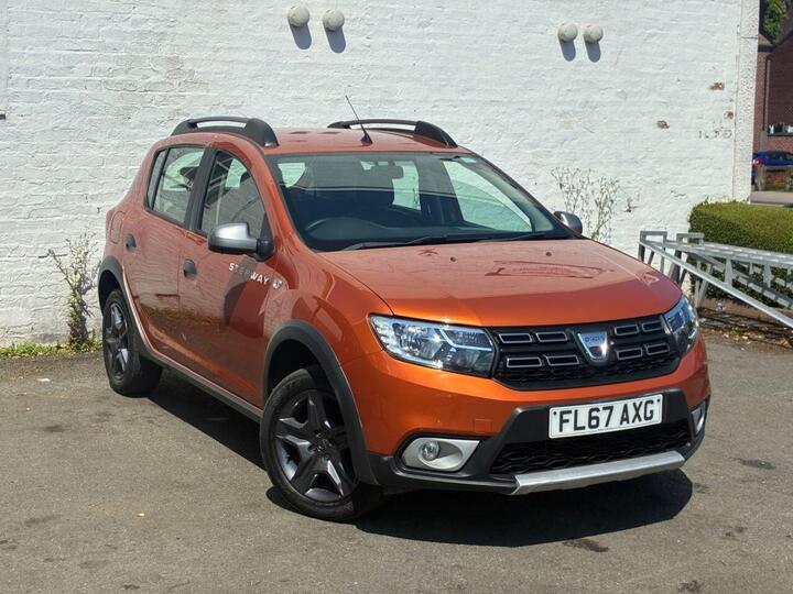 Dacia SANDERO STEPWAY 0.9 TCe SE Summit Euro 6 (s/s) 5dr
