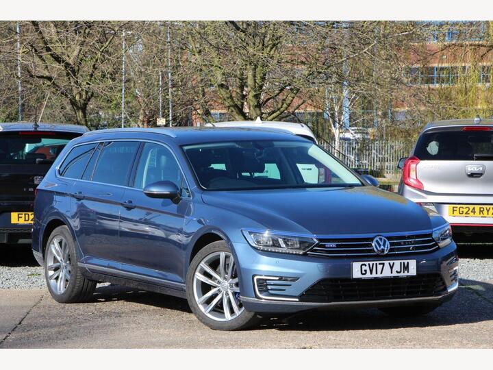 Volkswagen PASSAT 1.4 TSI GTE DSG Euro 6 (s/s) 5dr Volkswagen PASSAT 1.4 TSI GTE DSG Euro 6 (s/s) 5dr