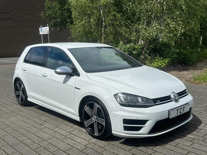 Volkswagen GOLF 2.0 TSI BlueMotion Tech R DSG 4Motion Euro 6 (s/s) 5dr Volkswagen GOLF 2.0 TSI BlueMotion Tech R DSG 4Motion Euro 6 (s/s) 5dr