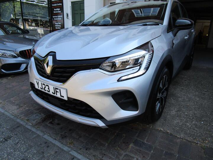 Renault Captur 1.6 E-TECH Evolution Auto Euro 6 (s/s) 5dr