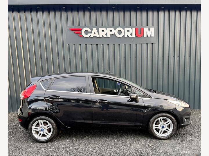 Ford Fiesta 1.0 Zetec Euro 5 (s/s) 5dr