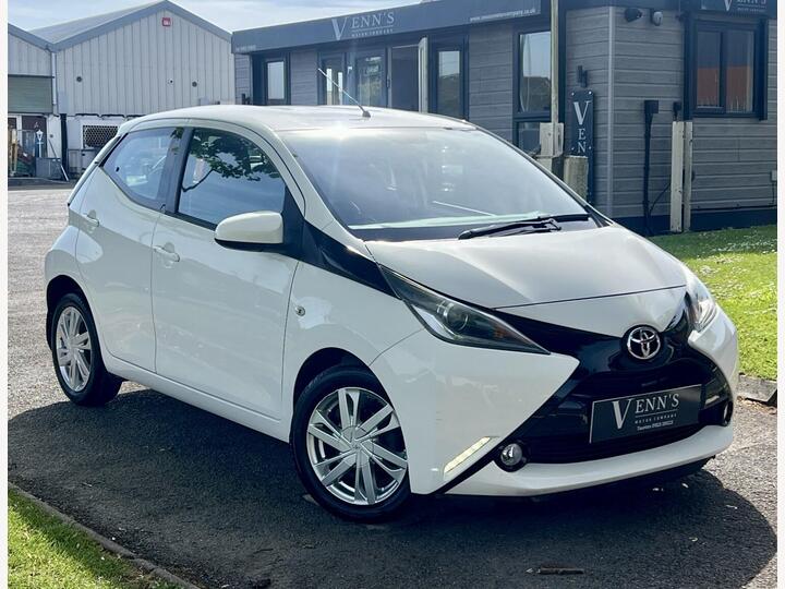 Toyota AYGO 1.0 VVT-i X-pression X-shift Euro 5 5dr Euro 5