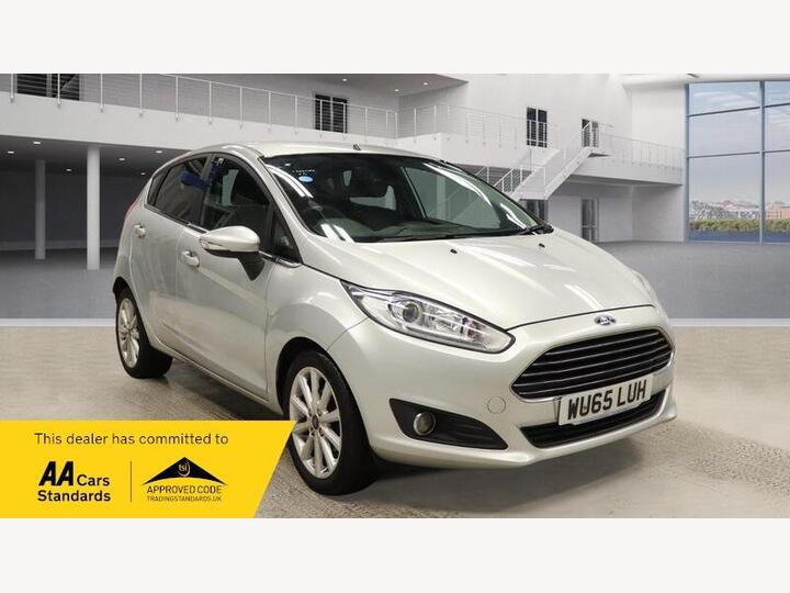 Ford Fiesta 1.0T EcoBoost Titanium Euro 6 (s/s) 5dr
