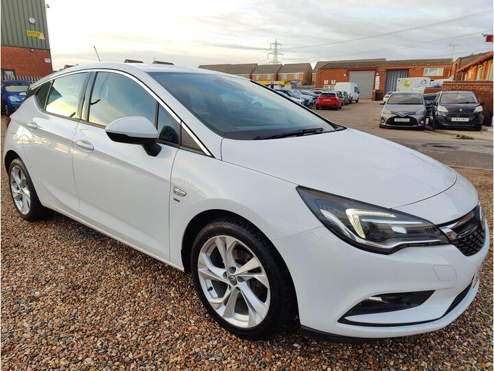 Vauxhall Astra 1.4i Turbo SRi Euro 6 5dr Vauxhall Astra 1.4i Turbo SRi Euro 6 5dr