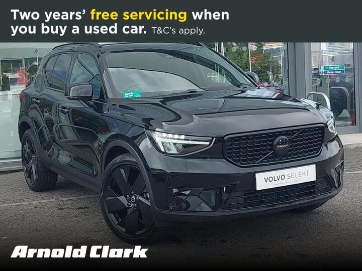 Volvo XC40 2.0 B3 MHEV Plus Black Edition DCT Auto Euro 6 (s/s) 5dr
