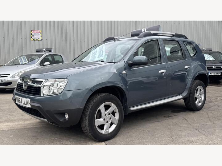 Dacia DUSTER 1.5 DCi Laureate Euro 5 5dr Dacia DUSTER 1.5 DCi Laureate Euro 5 5dr