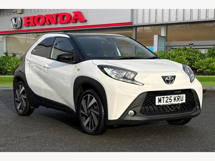 Toyota Aygo X 1.0 VVT-i Edge X-shift Euro 6 (s/s) 5dr Toyota Aygo X 1.0 VVT-i Edge X-shift Euro 6 (s/s) 5dr