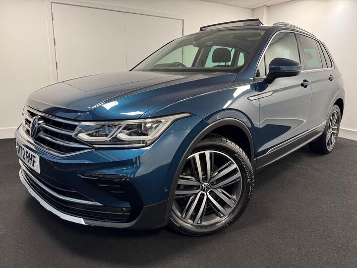 Volkswagen Tiguan 1.5 TSI Elegance DSG Euro 6 (s/s) 5dr Volkswagen Tiguan 1.5 TSI Elegance DSG Euro 6 (s/s) 5dr