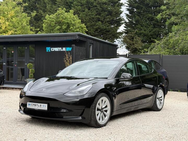 Tesla Model 3 Standard Range Plus Auto RWD 4dr