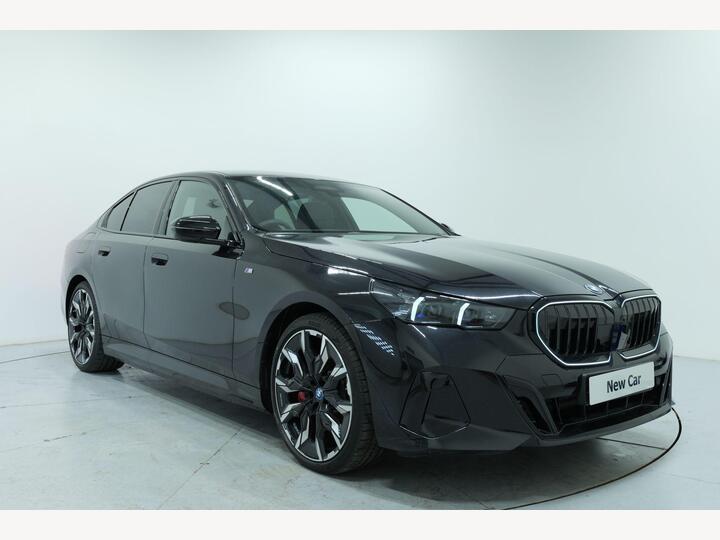 BMW 5 Series 3.0 550e 22.1kWh M Sport Pro Steptronic XDrive Euro 6 (s/s) 4dr
