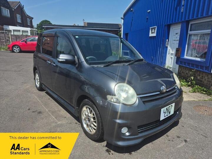 Toyota Sienta 1.5 Litre Wellbeing Auto 7 Seats