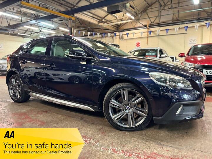 Volvo V40 Cross Country 2.0 T5 Lux Nav Geartronic AWD Euro 6 (s/s) 5dr
