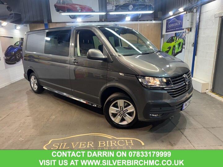 Volkswagen TRANSPORTER 2.0 TDI T32 Highline Kombi DSG FWD LWB High Roof Euro 6 (s/s) 5dr