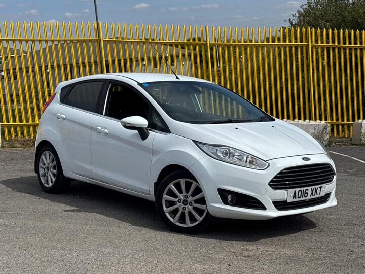 Ford Fiesta 1.0T EcoBoost Titanium Euro 6 (s/s) 5dr